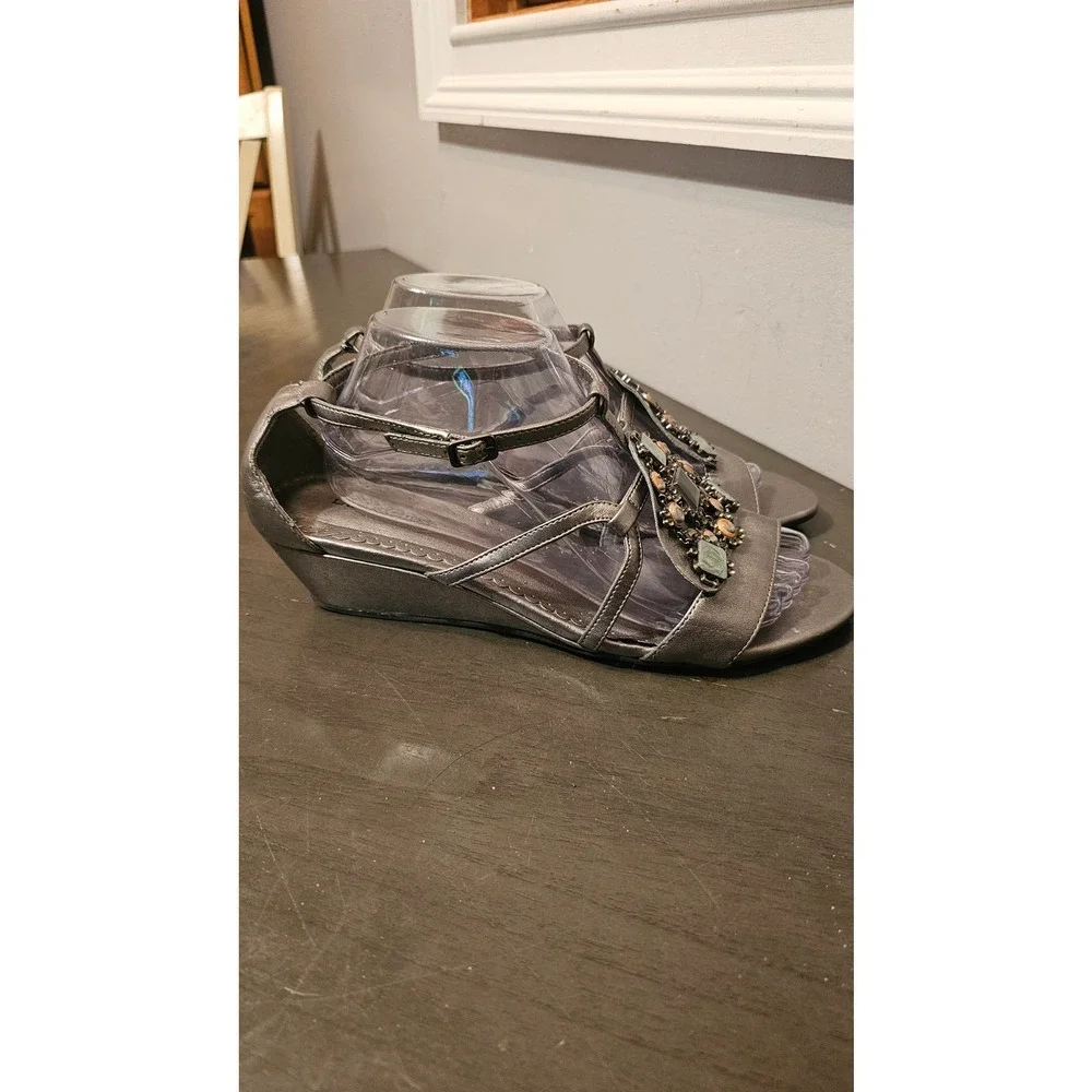 Laura Ashley embellished silver‎ sandal size 10